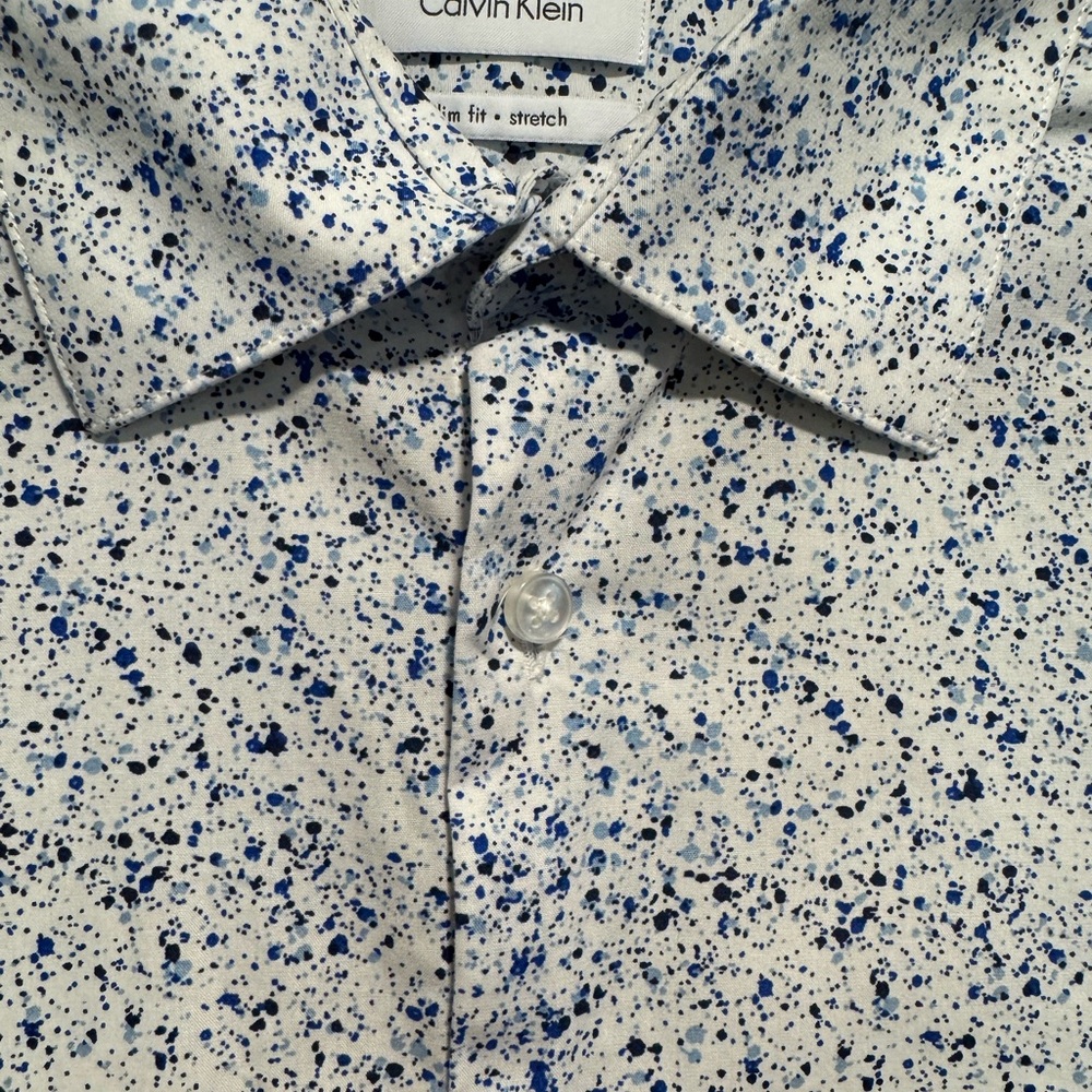 Calvin Klein Men's Speckled Button-Down Shirt